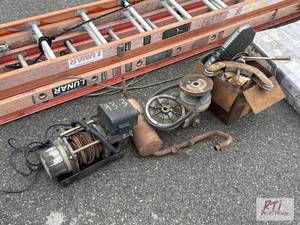 lot 813 image: Electric winch and automotive parts...