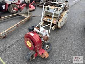 lot 850 image: Walk-behind leaf blower - not worki...