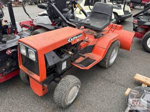 lot 899 image: Gibson 18hp lawn tractor with rotot...