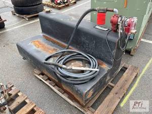lot 911 image: DeeZee fuel transfer tank with elec...