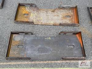 lot 966 image: 2X solid skid loader mounting plate...
