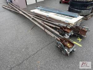lot 985A image: (3) Overhead door openers...