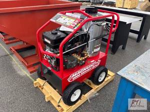 lot 991 image: Easy Kleen Magnum Gold 4000 hot hig...