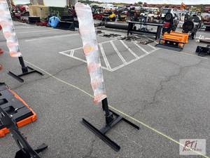 lot 998 image: Vertical rotating shooting target...