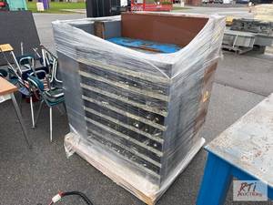 lot 1021 image: (4) Hardware cabinets of hydraulic ...