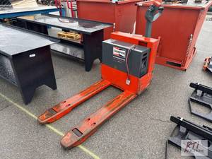 lot 1034 image: BT Prime Mover PMX electric pallet ...