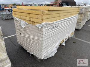 lot 1081 image: (16) 4x8x3in sheets of insulation...