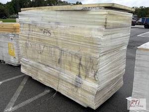 lot 1082 image: Pile of mixed size 4x8in sheets of ...