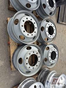 lot 1096 image: (8) 22.5 steel truck wheels...