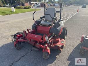 lot 1116 image: Ferris IS3100Z commercial zero turn...