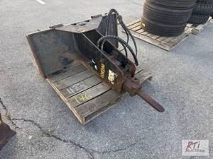 lot 1123 image: HH500 hydraulic breaker attachment ...