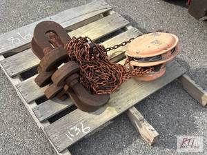 lot 1136 image: Cyclone poly mounted manual half to...