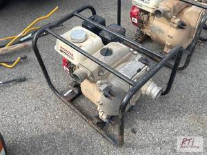 lot 1150 image: Honda WT20X 2in trash pump...