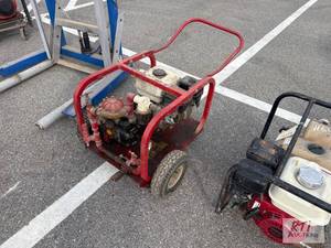 lot 1163 image: Honda 1in water pump...
