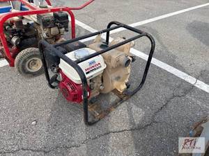 lot 1164 image: Honda WT20X 2in trash pump...