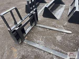 lot 1320 image: Kivel heavy duty pallet forks for s...