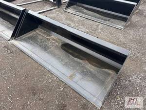 lot 1323 image: Swict 84in GP bucket for skid loade...