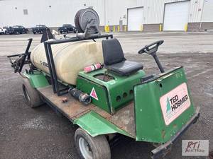 lot 1335 image: Smithco self-propelled 300 gallon s...