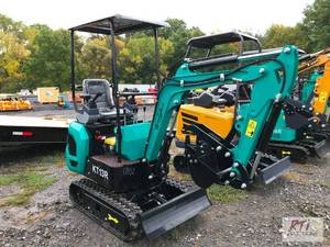 lot 28 image: CF Industry KT13R mini excavator, 1...
