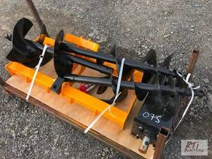 lot 92 image: Future Hydraulic post hole digger w...