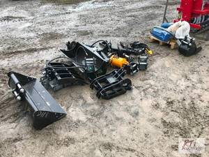 lot 93 image: Mini excavator rippers, auger with ...