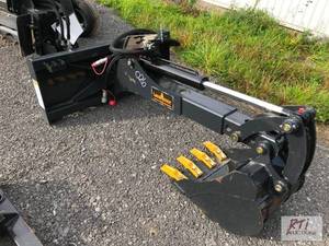 lot 128 image: LandHonor hydraulic backhoe attachm...