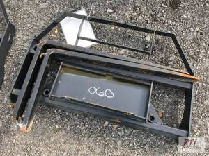 lot 139 image: Mini skid loader carriage for bale ...
