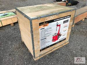 lot 157 image: LandHero 24in semi automatic tire c...