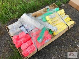 lot 173 image: Crate of mixed size webbing slings,...