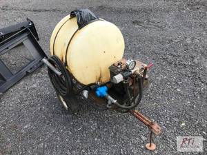 lot 189 image: 25 gallon small garden tow behind s...