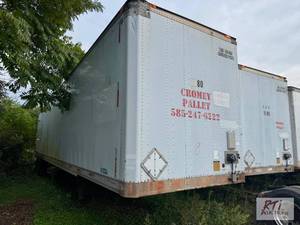 lot 11 image: 1997 Stoughton 53ft dry van trailer...
