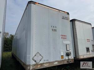 lot 12 image: 1997 Stoughton 53ft dry van trailer...