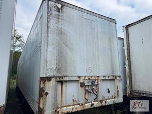 lot 17 image: 1974 Fruehauf 53ft dry van trailer....