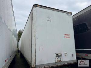 lot 19 image: 1982 Stoughton 53ft dry van trailer...