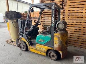Komatsu 20 forklift. Propane. Runs ...
