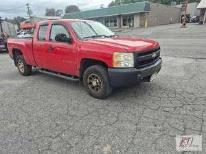lot 20 image: 2007 Chevrolet Silverado Pickup Tru...