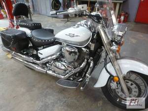 lot 44 image: 2013 Suzuki Boulevard C50 T&nbspMo...