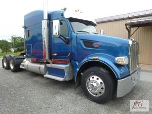 lot 87 image: 2016 Peterbilt 567 Sleeper Truck. 5...