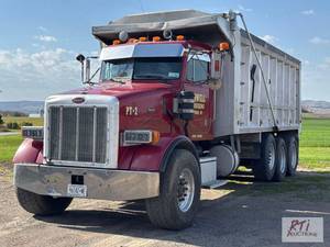 lot 104 image: 2005 Peterbilt 357 Dump Truck. VIN...