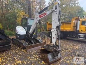 lot 138 image: 2025 Bobcat E60 excavator. 477 hour...