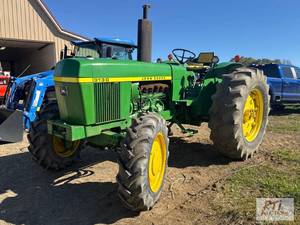 lot 201 image: John Deere 3130 Tractor. 540 PTO, 3...