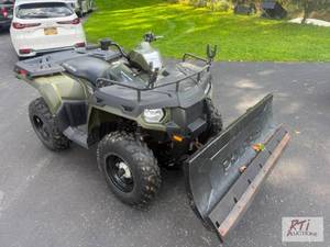 lot 226 image: 2011 Polaris Sportsman 400HO. Comes...