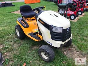 lot 270 image: Cub Cadet LTX1040 lawn tractor, mis...