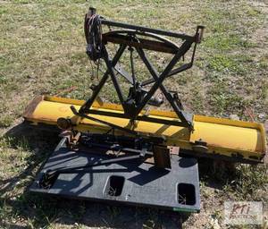 lot 299 image: Snow plow. worked when removed. Ite...