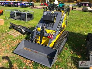 lot 13 image: ATS T460 mini tracked skid loader, ...