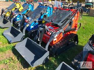 lot 70 image: Vorx NL360 tracked mini skid loader...