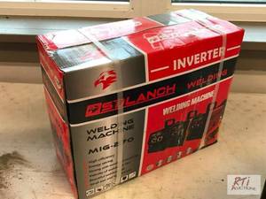 lot 81 image: SDLanch MIG-270 welding machine. M...