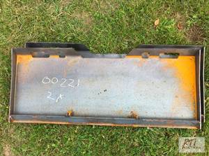 lot 106 image: 2X Solid skid loader mounting plate...