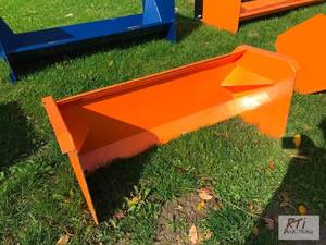 lot 120 image: 4ft snow pusher for mini skid loade...
