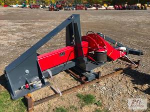 lot 131 image: Fifth wheel tow truck attachment wi...